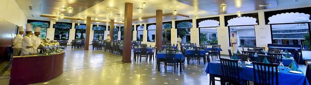 The Udaibagh Hotel Udaipur Kültér fotó
